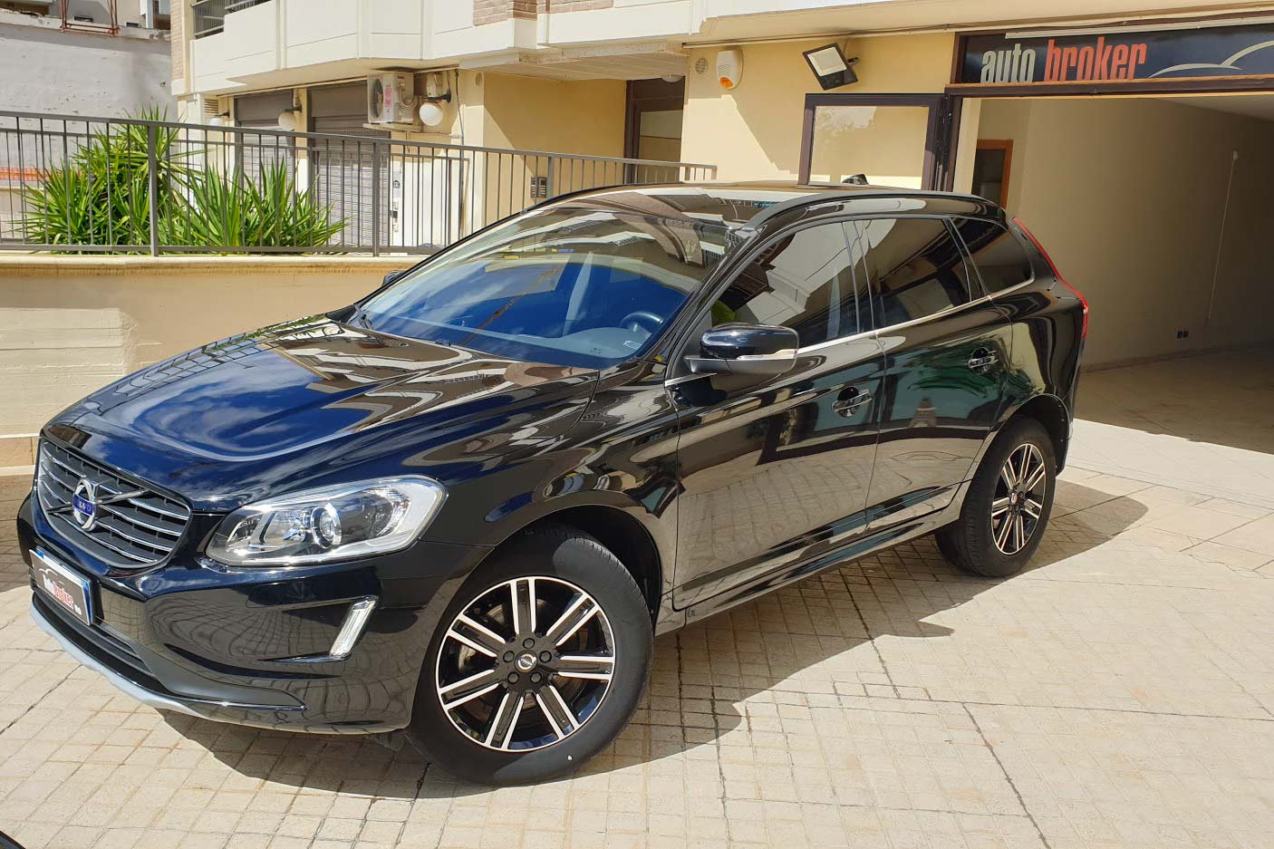 volvo-auto-broker